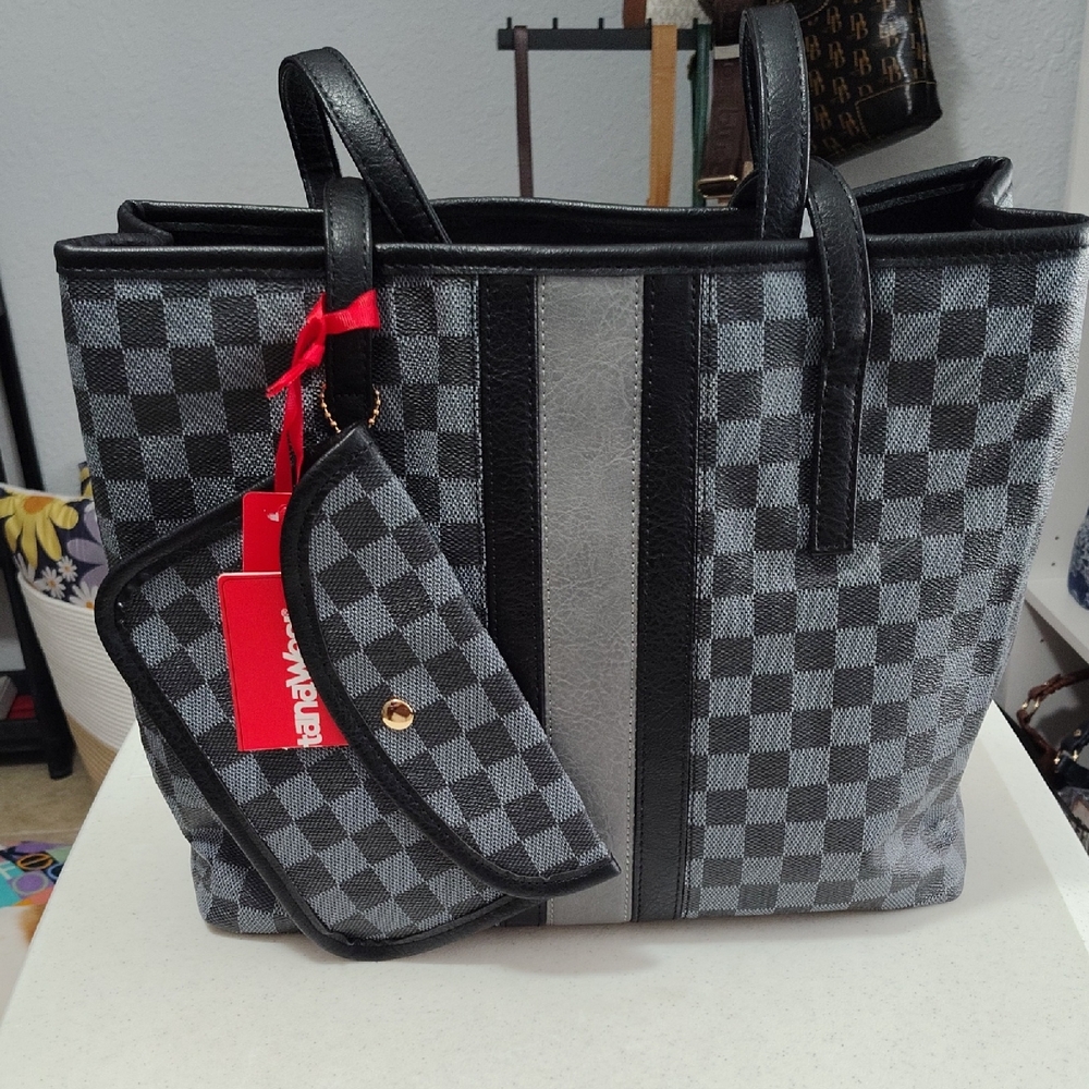 Brand New Montana West Gray/Black Checker Tote Bag with Pouch
